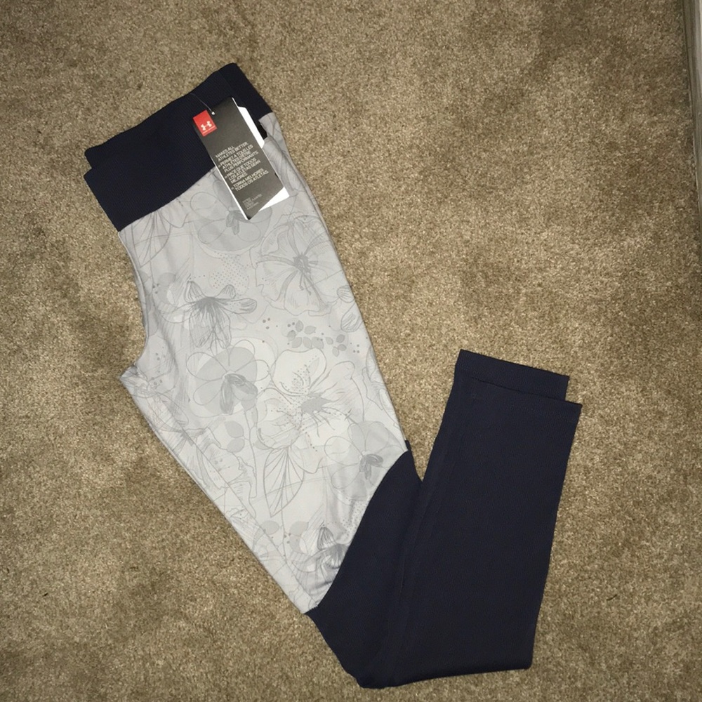 Under Armour compression leggings